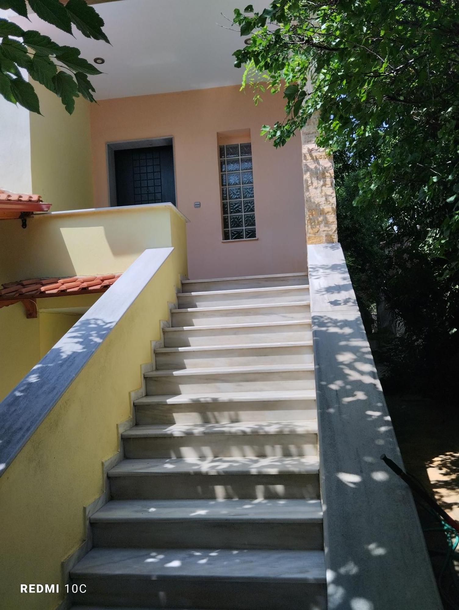 In Chalkidiki, Lakkoma (Nea Propontida)